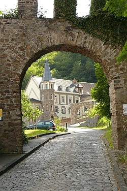 Brohleck Schloss Brohl